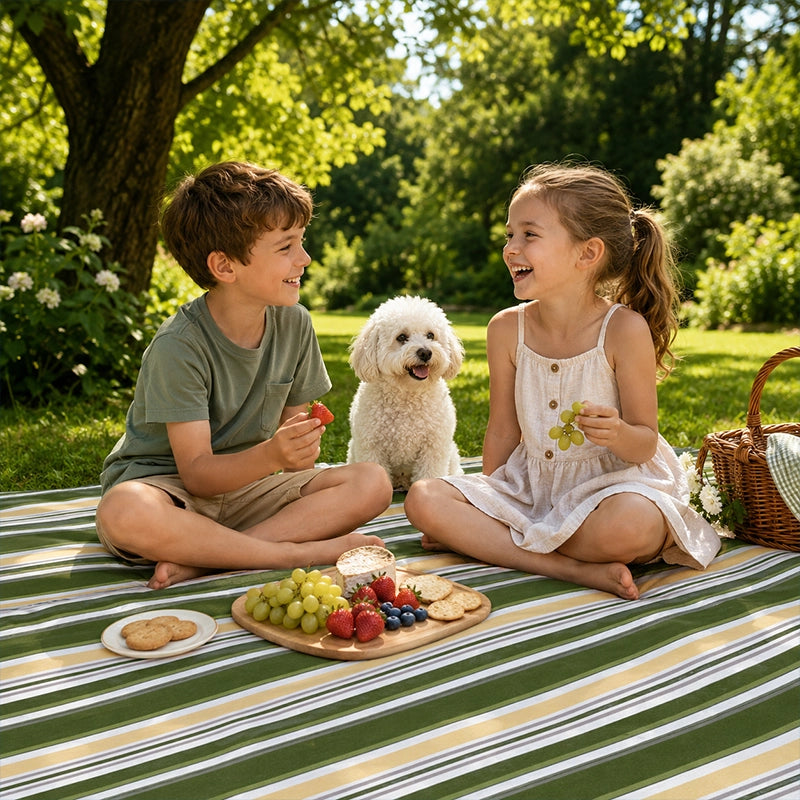 Extra Large Waterproof Picnic Blanket – 76.8 × 78.7 in Foldable 600D Oxford Outdoor Mat